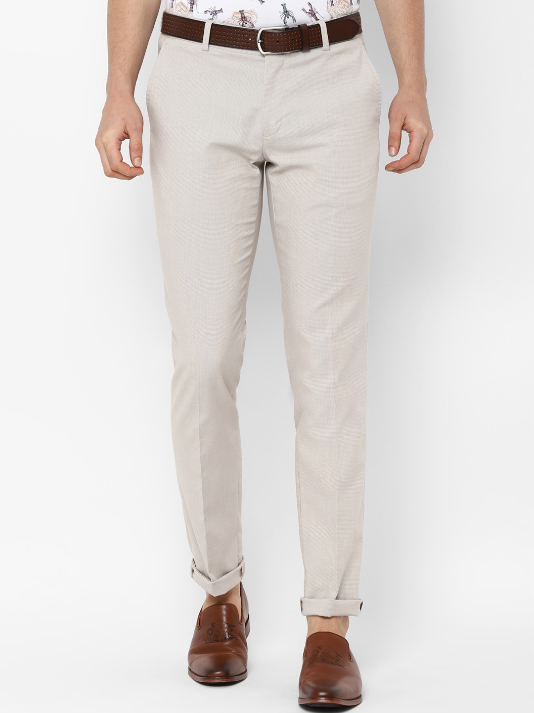 

SIMON CARTER LONDON Men Cream-Coloured Regular Fit Self Design Regular Trousers
