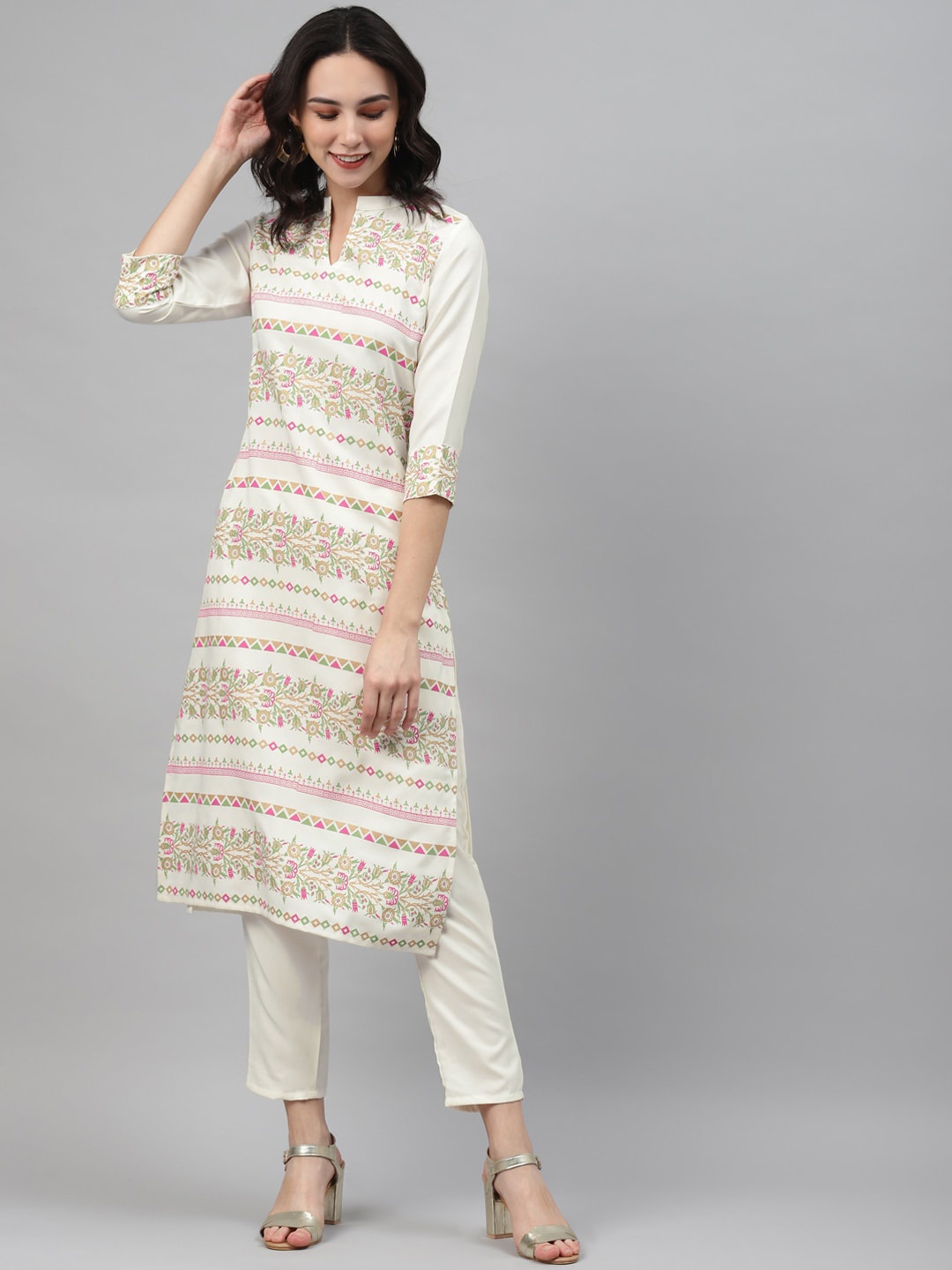 

ZIYAA Women Off White & Pink Floral Printed Kurta
