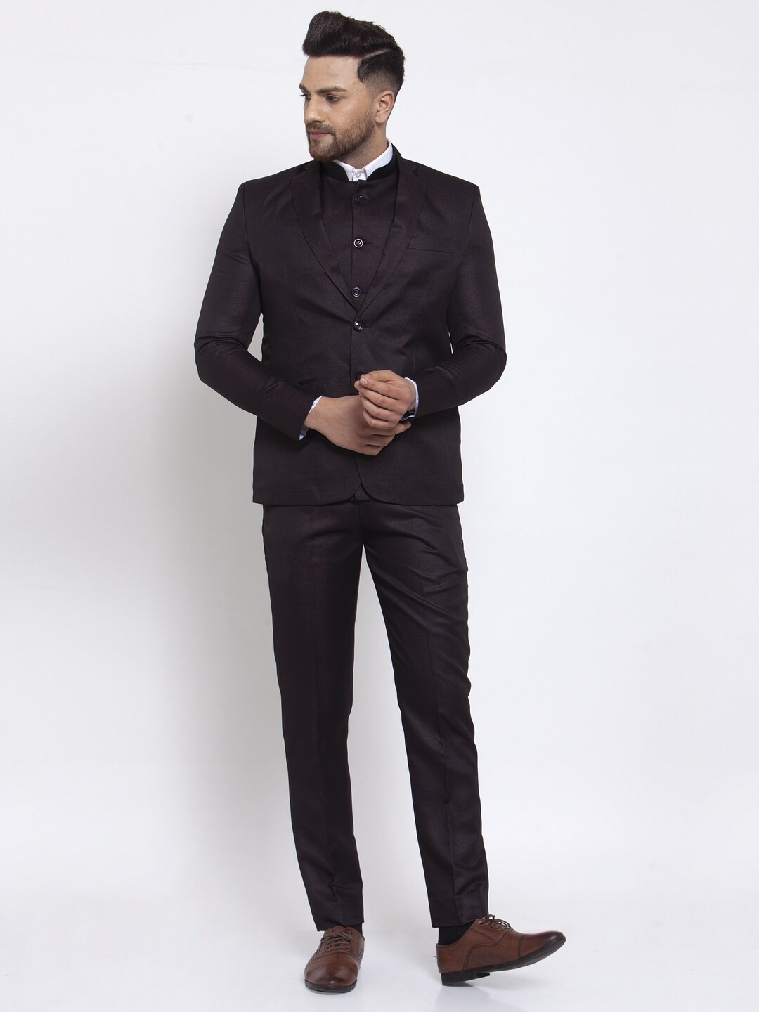 

Wintage Men Aubergine Solid Single-Breasted 3-Piece Formal Suit, Purple
