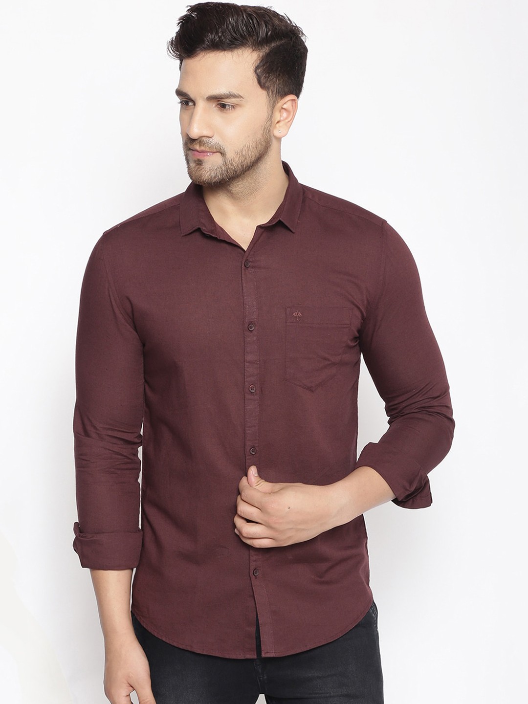 

SHOWOFF Men Maroon Cotton Classic Slim Fit Solid Casual Shirt
