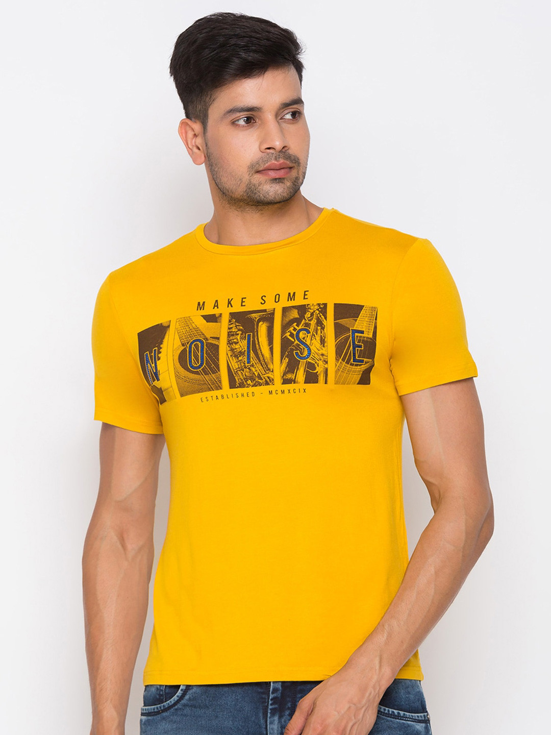 

Globus Men Mustard Yellow Slim Fit Printed Round Neck T-shirt