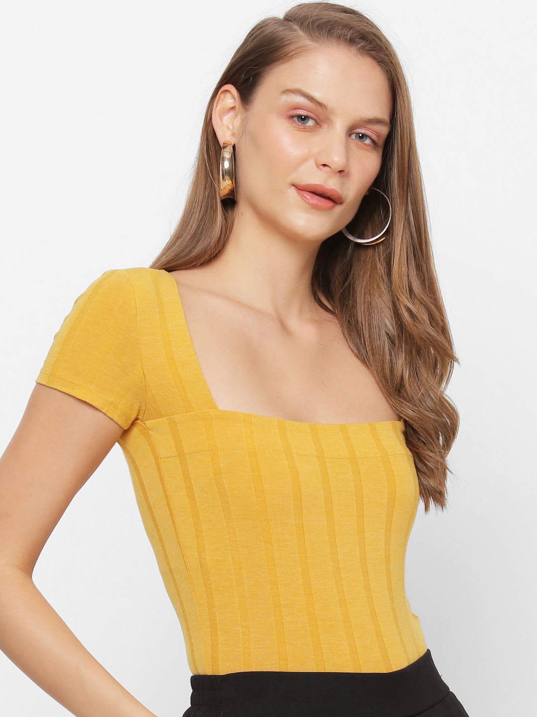 

FOREVER 21 Mustard Regular Crop Top