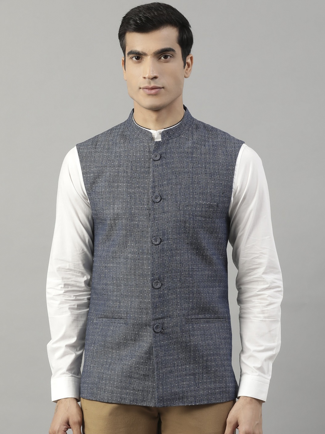 

HARSAM Men Navy Blue & White Woven-Design Linen Nehru Jacket