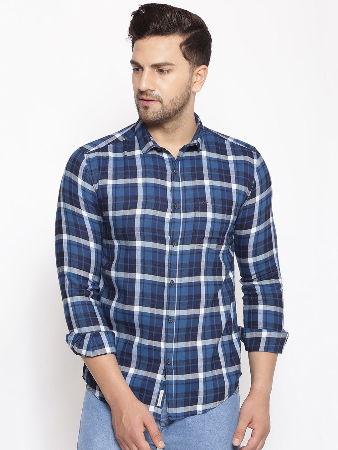 

SHOWOFF Men Blue & White Cotton Classic Slim Fit Checked Casual Shirt