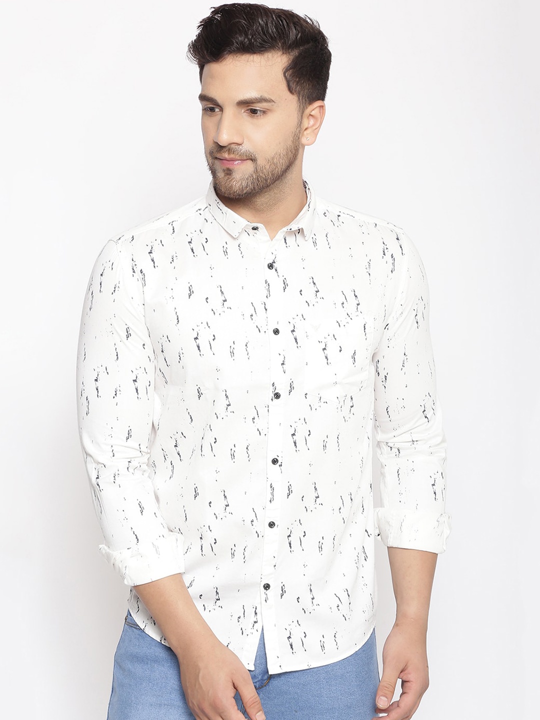 

SHOWOFF Men White & Black Cotton Classic Slim Fit Printed Casual Shirt