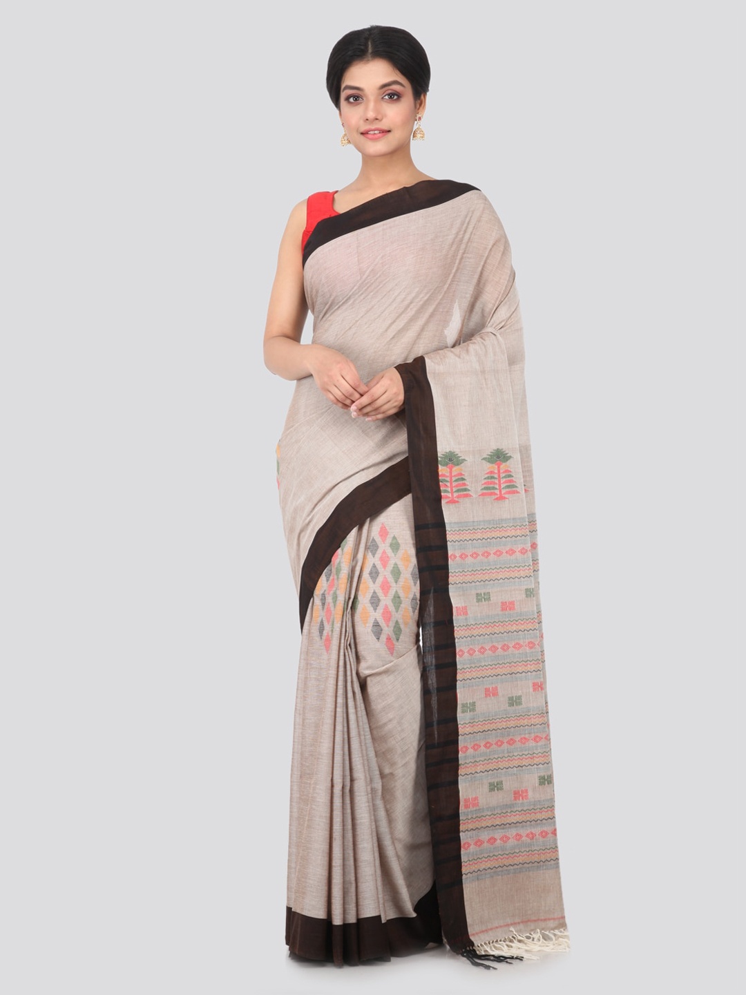 

PinkLoom Brown Solid Cotton Handloom Sustainable Saree