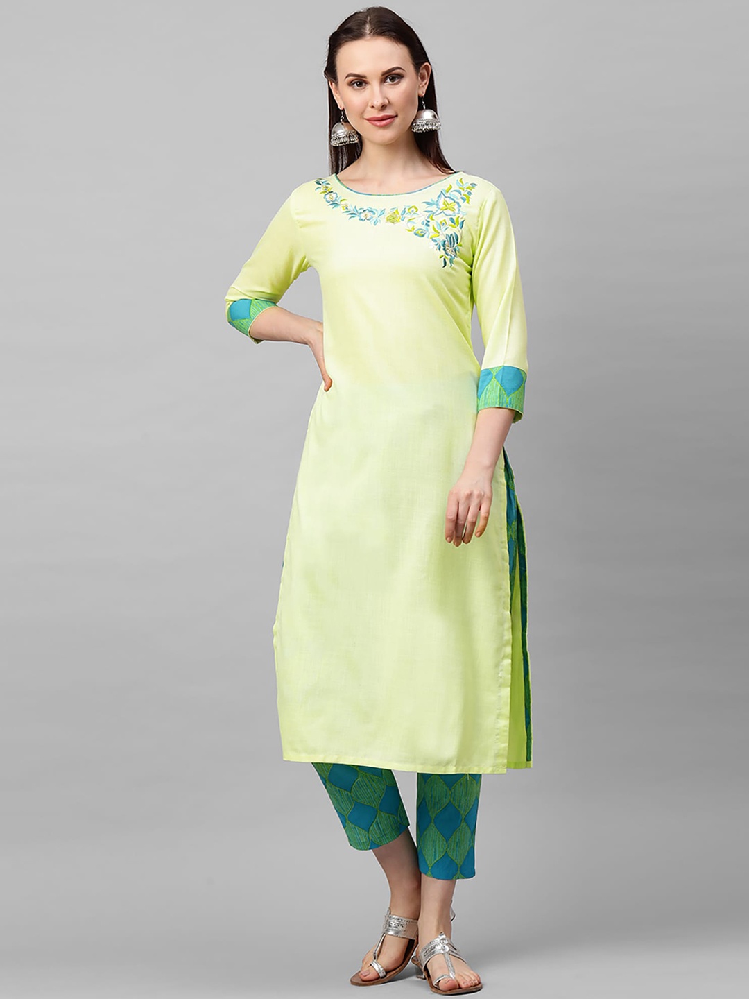 

Indo Era Women Green Yoke Design Kurta