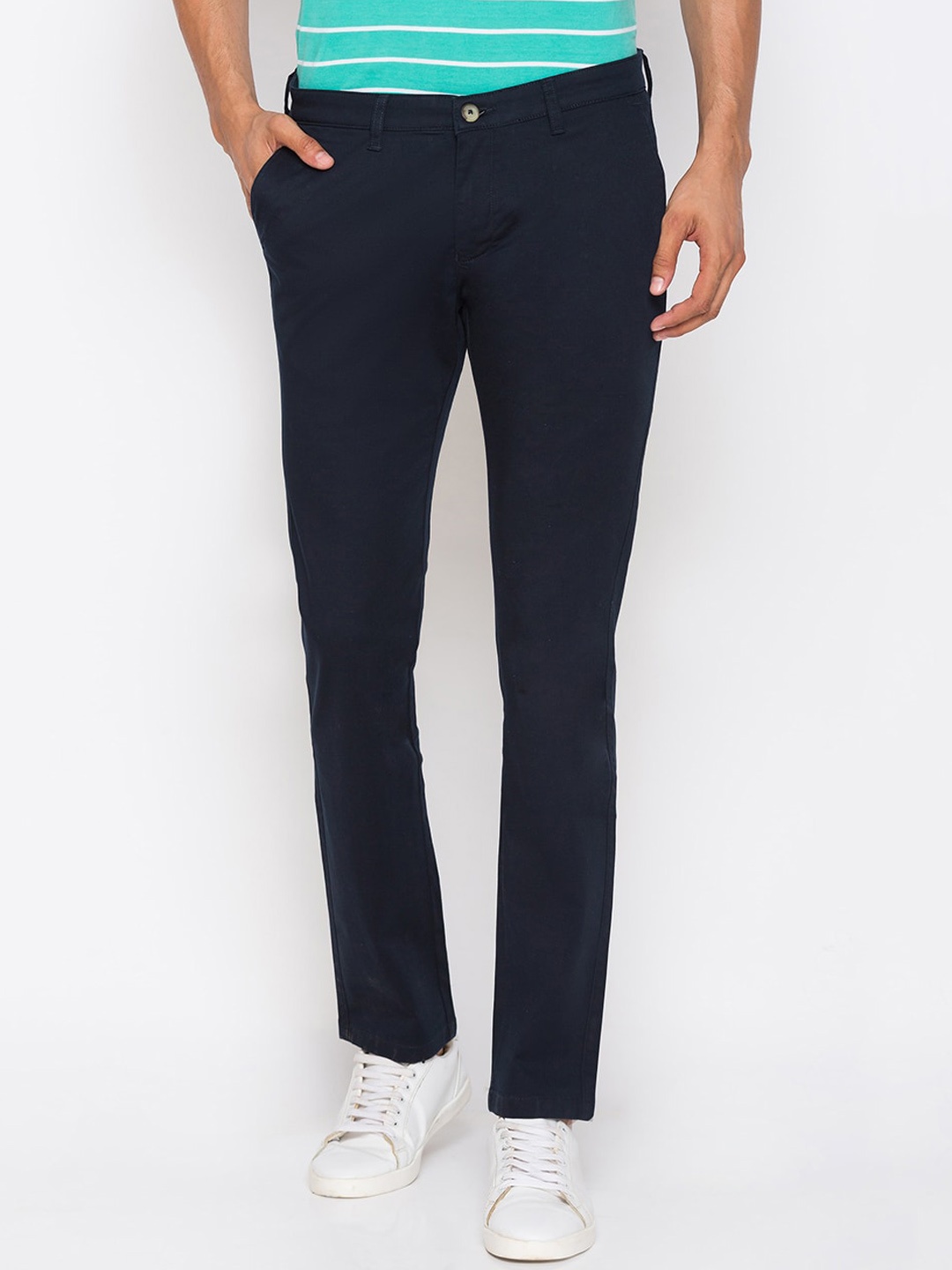 

Globus Men Navy Blue Pure Cotton Slim Fit Solid Trousers