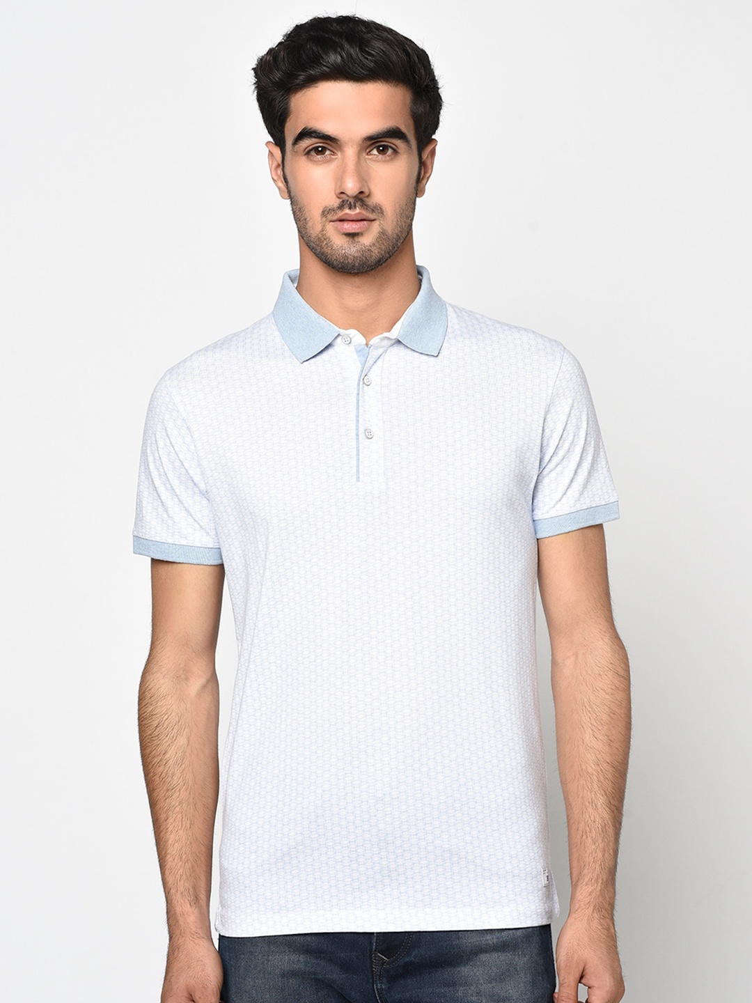 

Octave Men Blue Solid Polo Collar T-shirt