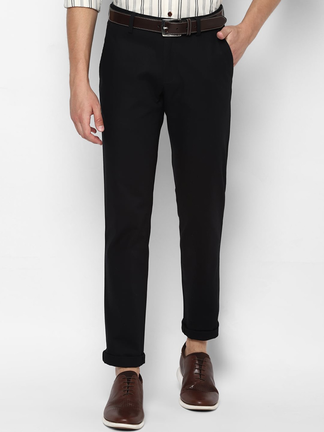 

SIMON CARTER LONDON Men Black Regular Fit Solid Regular Trousers