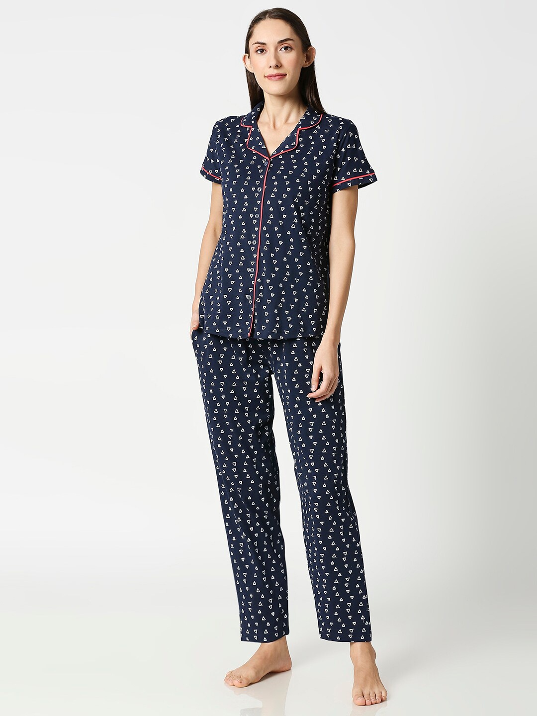

AV2 Women Navy Blue & White Printed Night suit