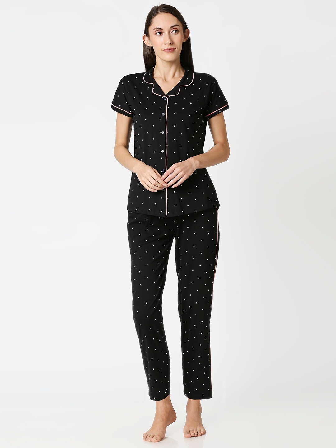 

AV2 Women Black & Pink Printed Night suit
