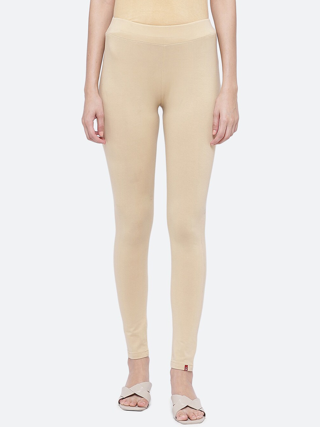 

Biba Women Beige Solid Ankle-Length Leggings