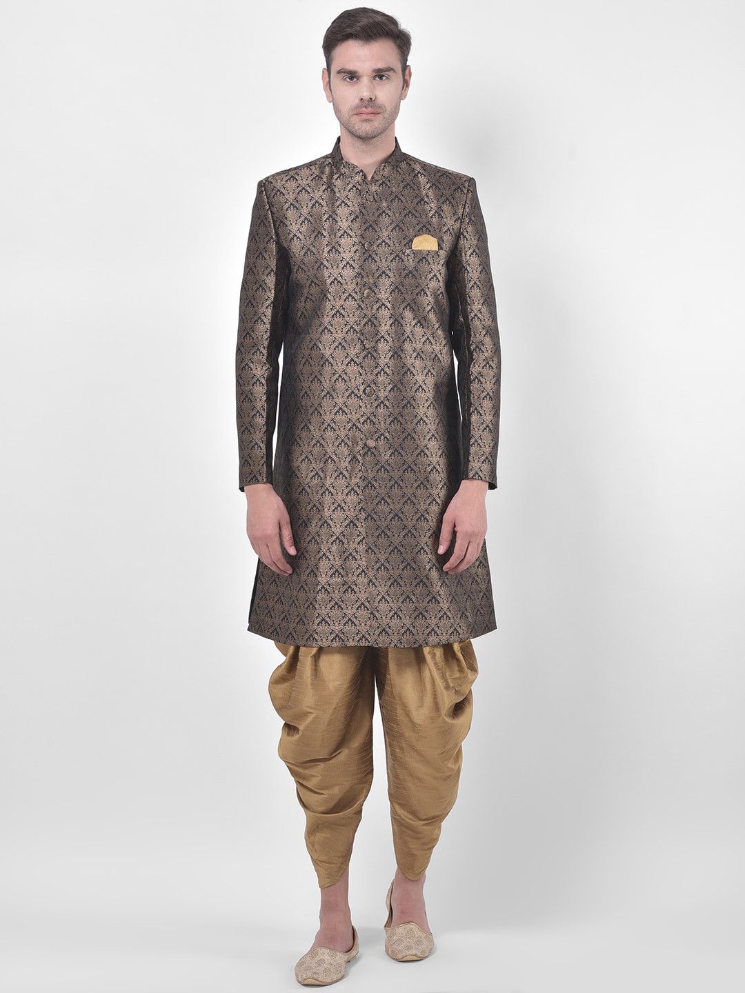 

DEYANN Men Black & Brown Woven-Design Jacquard & Dupion Silk Sherwani Set