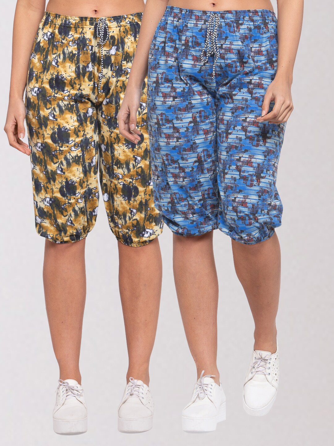 

KLOTTHE Women Pack Of 2 Blue & Grey Printed Regular Fit Capris