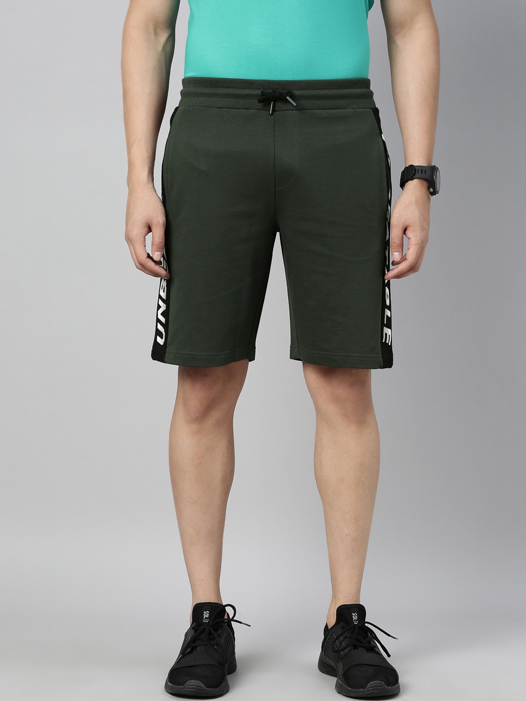 

3PIN Men Green Printed Cotton Knitted Sports Shorts