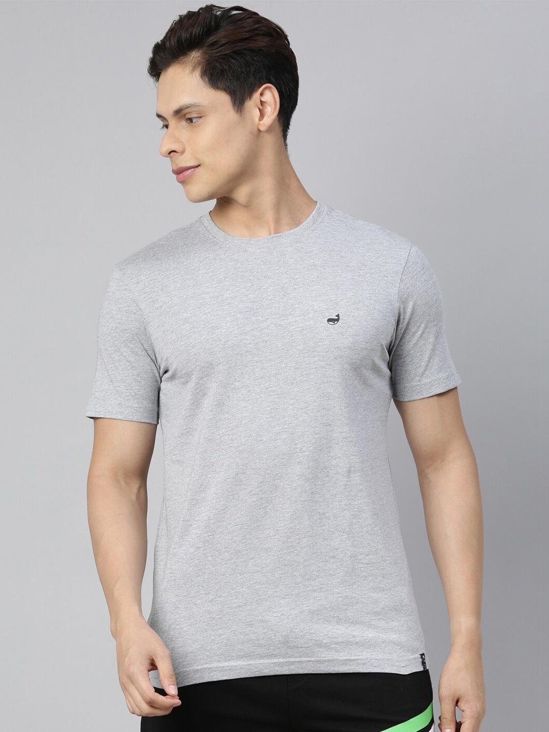 

3PIN Men Grey Solid Round Neck Pure Cotton T-shirt