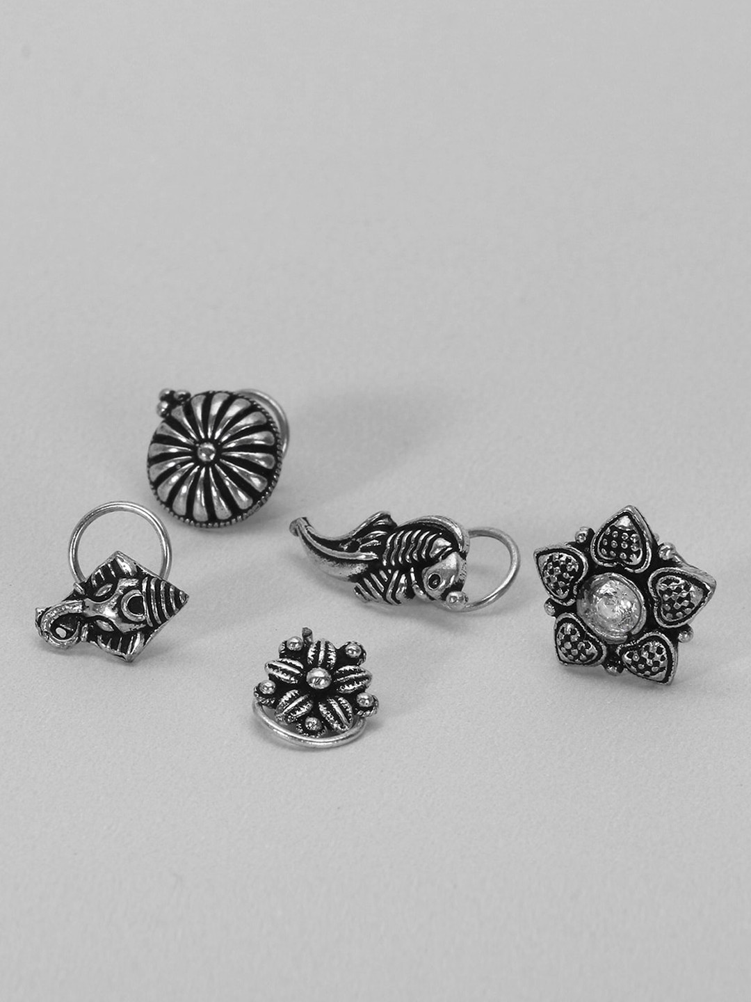 

Adwitiya Collection Set Of 5 Oxidised Silver-Plated Ganesh ji & Peacock Clip-On Nosepins