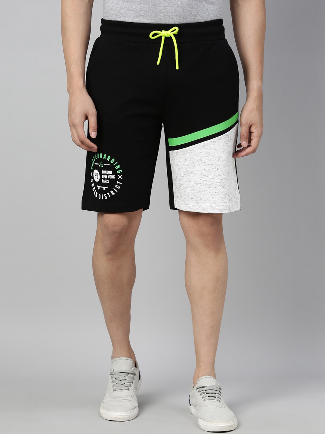 

3PIN Men Black Solid Regular Fit Regular Shorts
