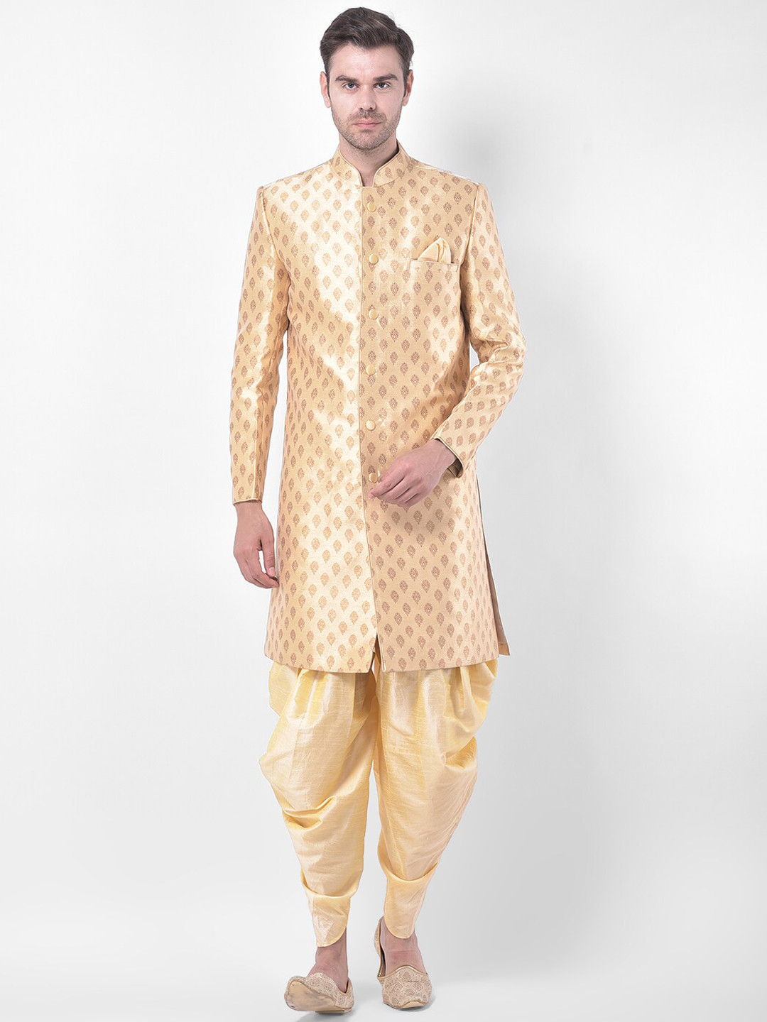 

DEYANN Men Gold-Coloured Woven-Design Jacquard Silk Sherwani Set