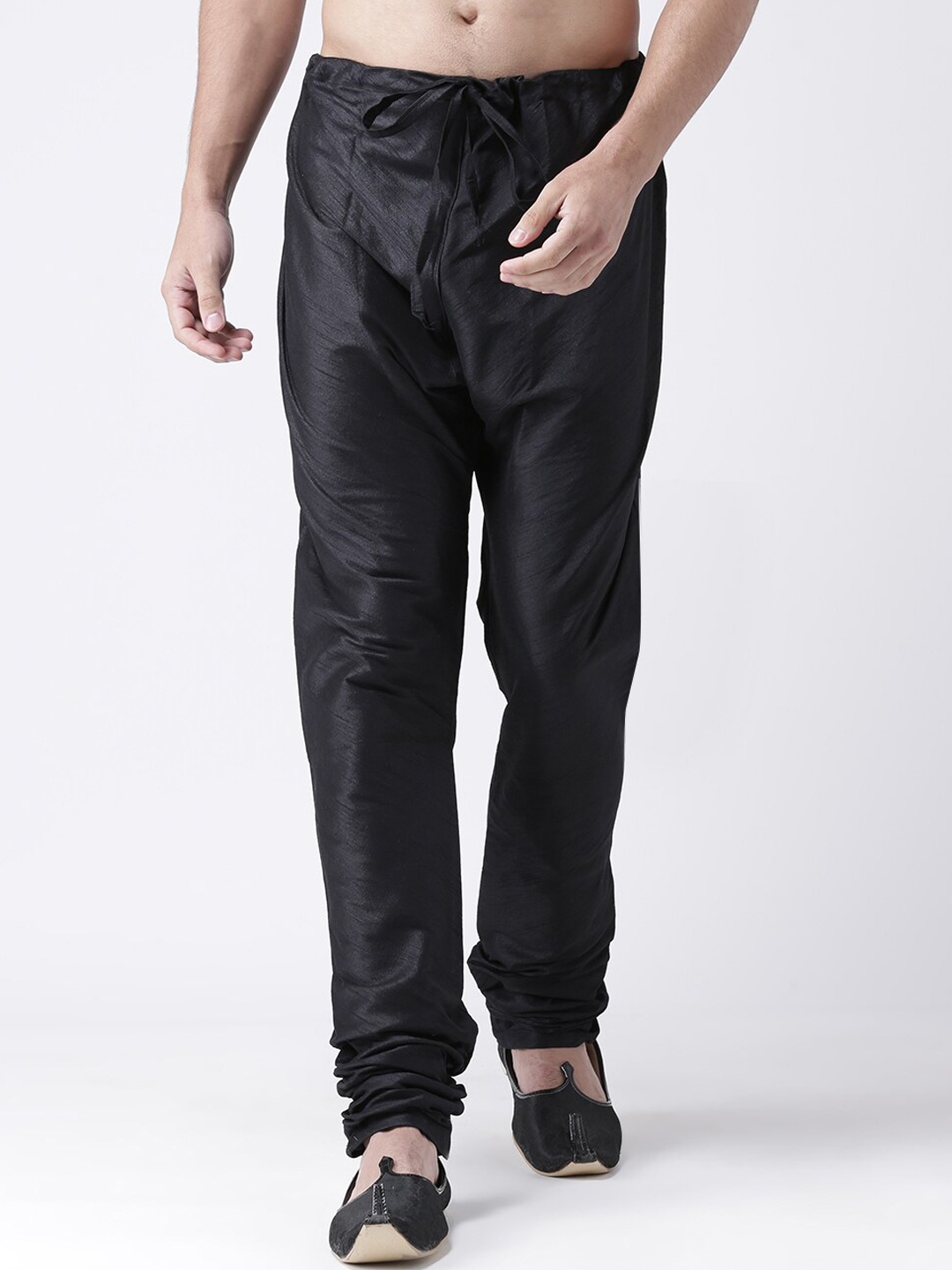 

DEYANN Men Black Solid Dupion Silk Churidar