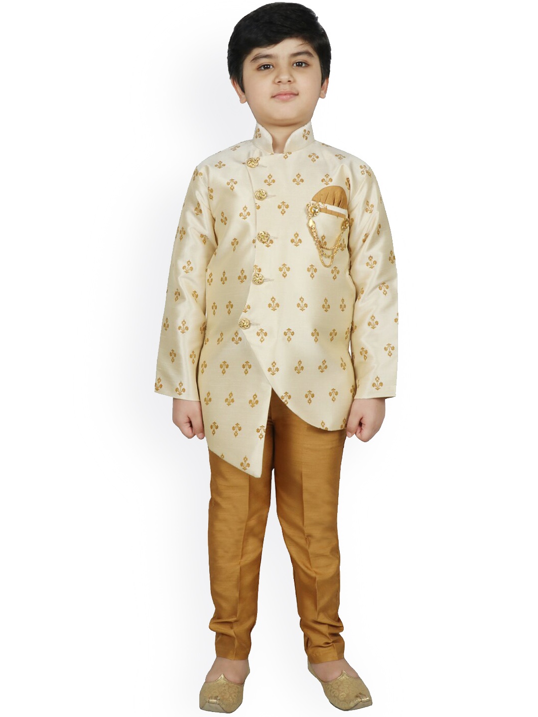 

SG YUVRAJ Boys Cream-Coloured & Gold-Coloured Printed Sherwani Set
