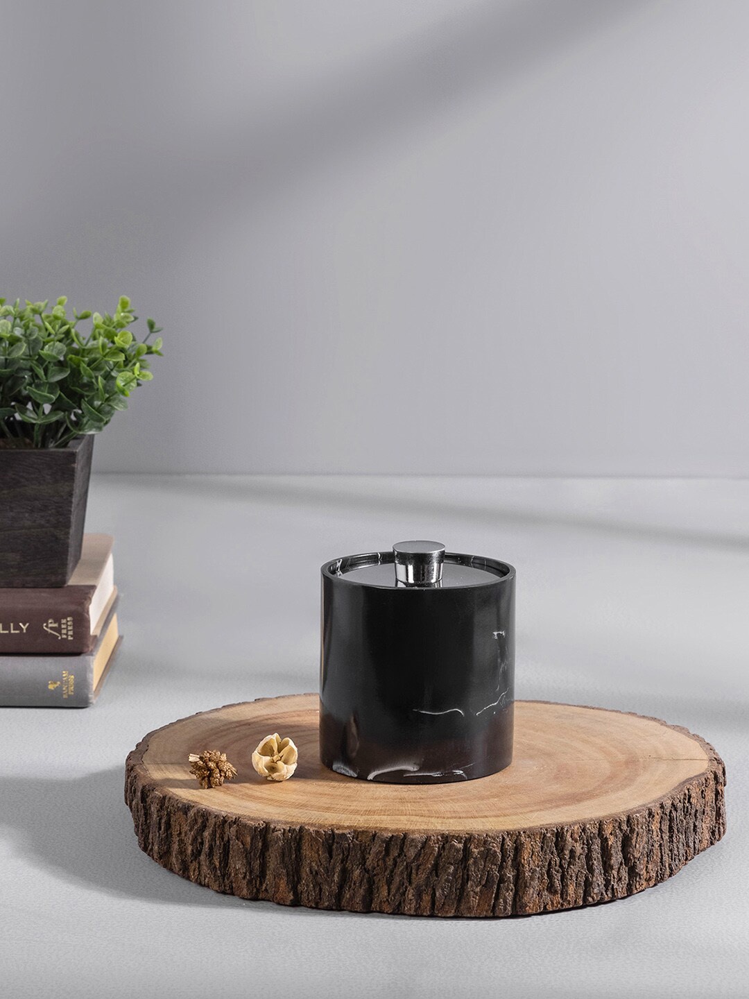 

Pure Home and Living Black Marble Printed Jar With Lid