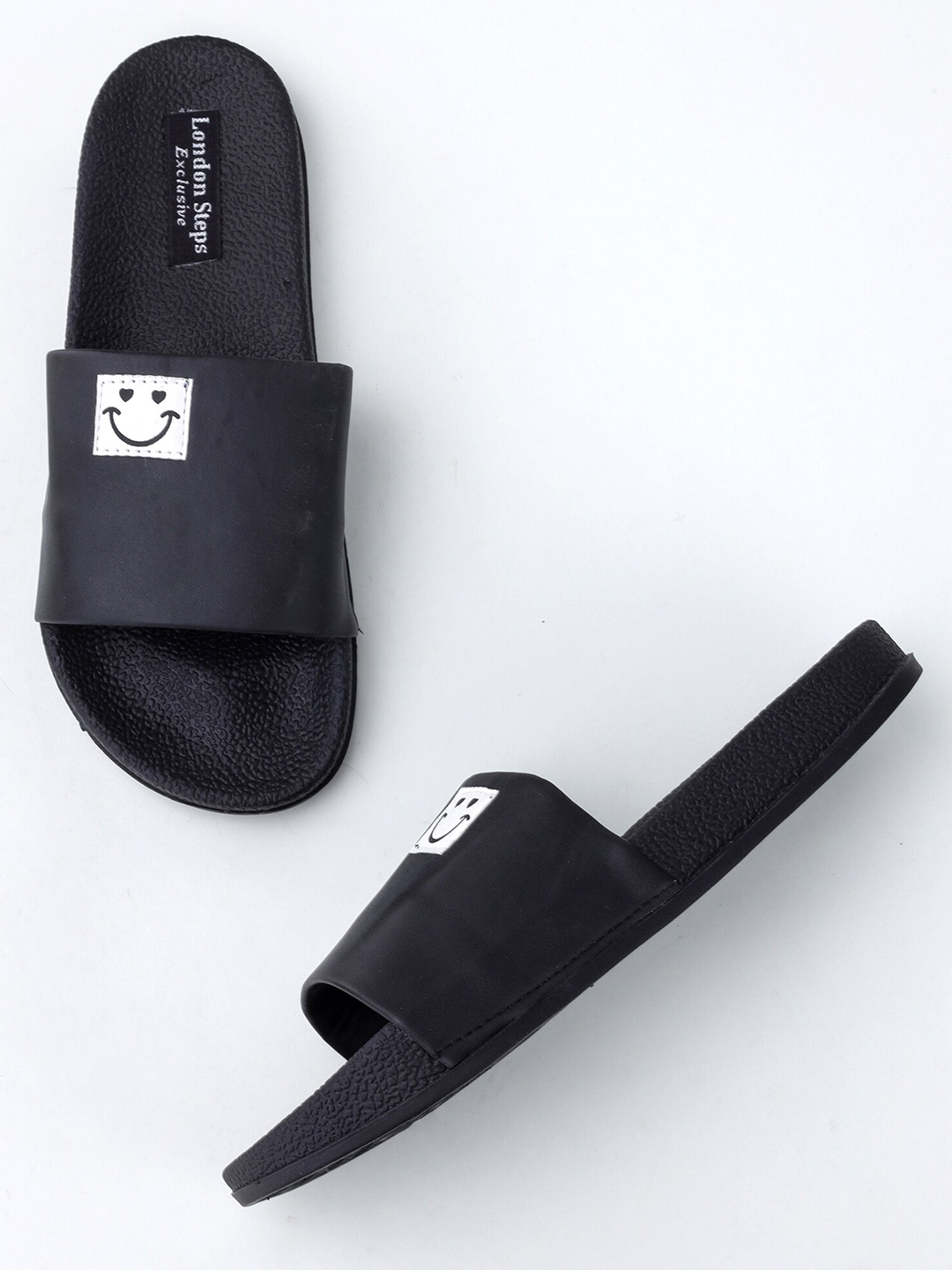 

LONDON STEPS Men Black & White Solid Sliders