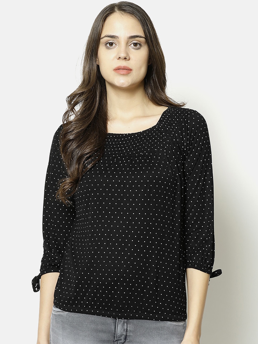 

V2 Value & Variety Black & White Polka Dots Printed Regular Top