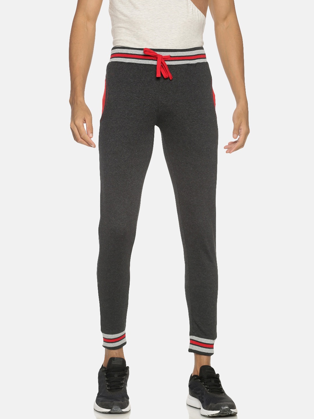 

Campus Sutra Men Charcoal & Red Solid Cotton Slim-Fit Joggers