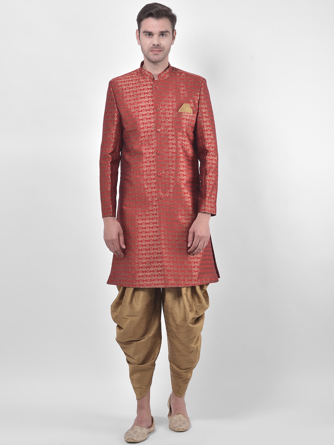 

DEYANN Men Red & Brown Woven-Design Jacquard & Dupion Silk Sherwani Set