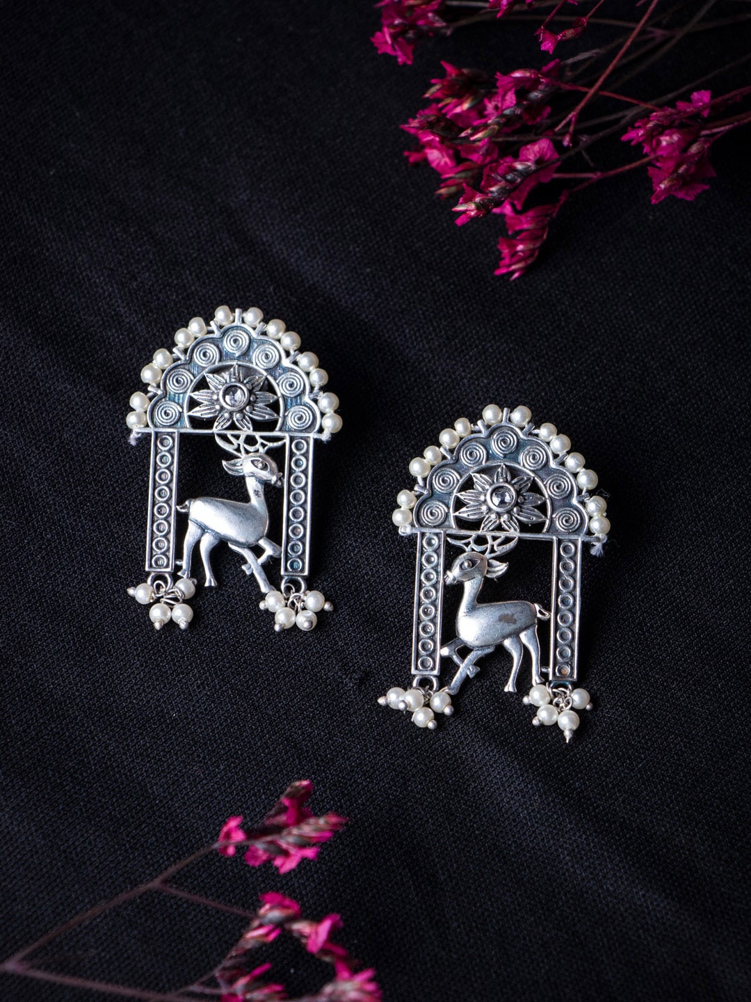 

MORKANTH JEWELLERY Silver-Toned & White Animal Shaped Drop Earrings