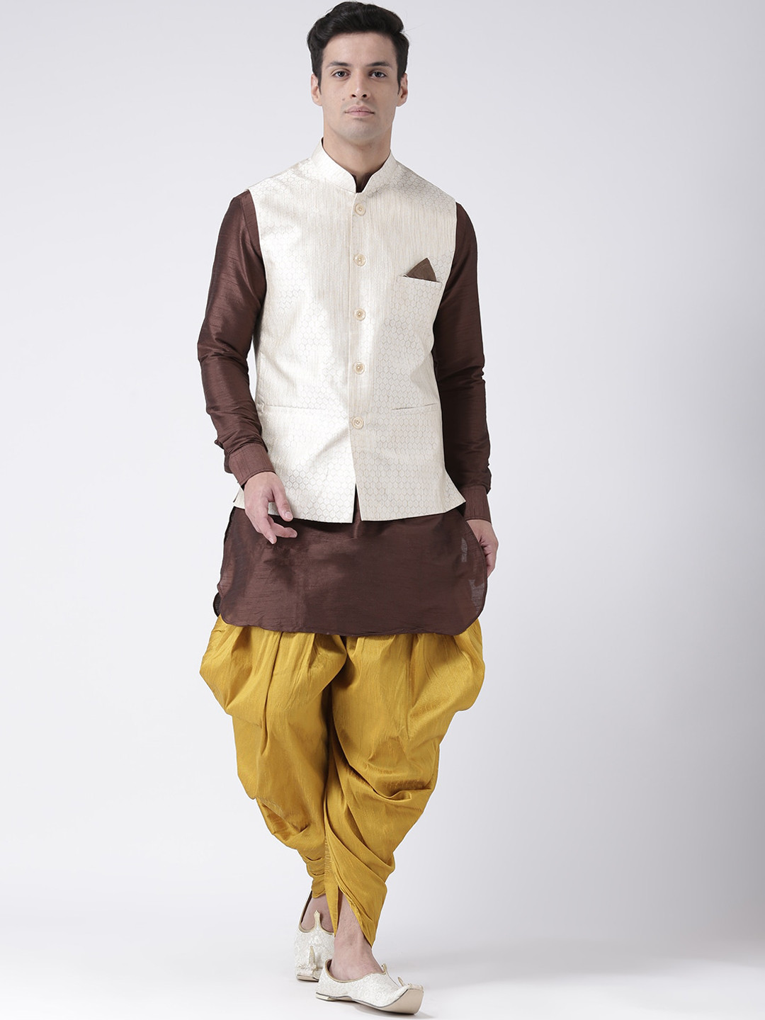 

DEYANN Men Cream-Coloured & Brown Solid Kurta with Dhoti Pants and Nehru Jacket
