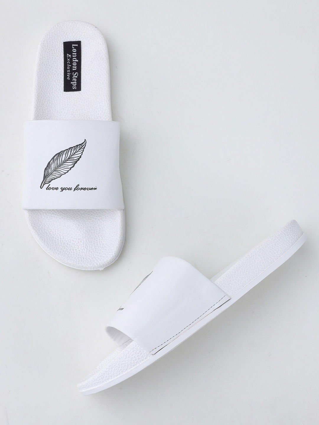 

LONDON STEPS Men White Printed Sliders