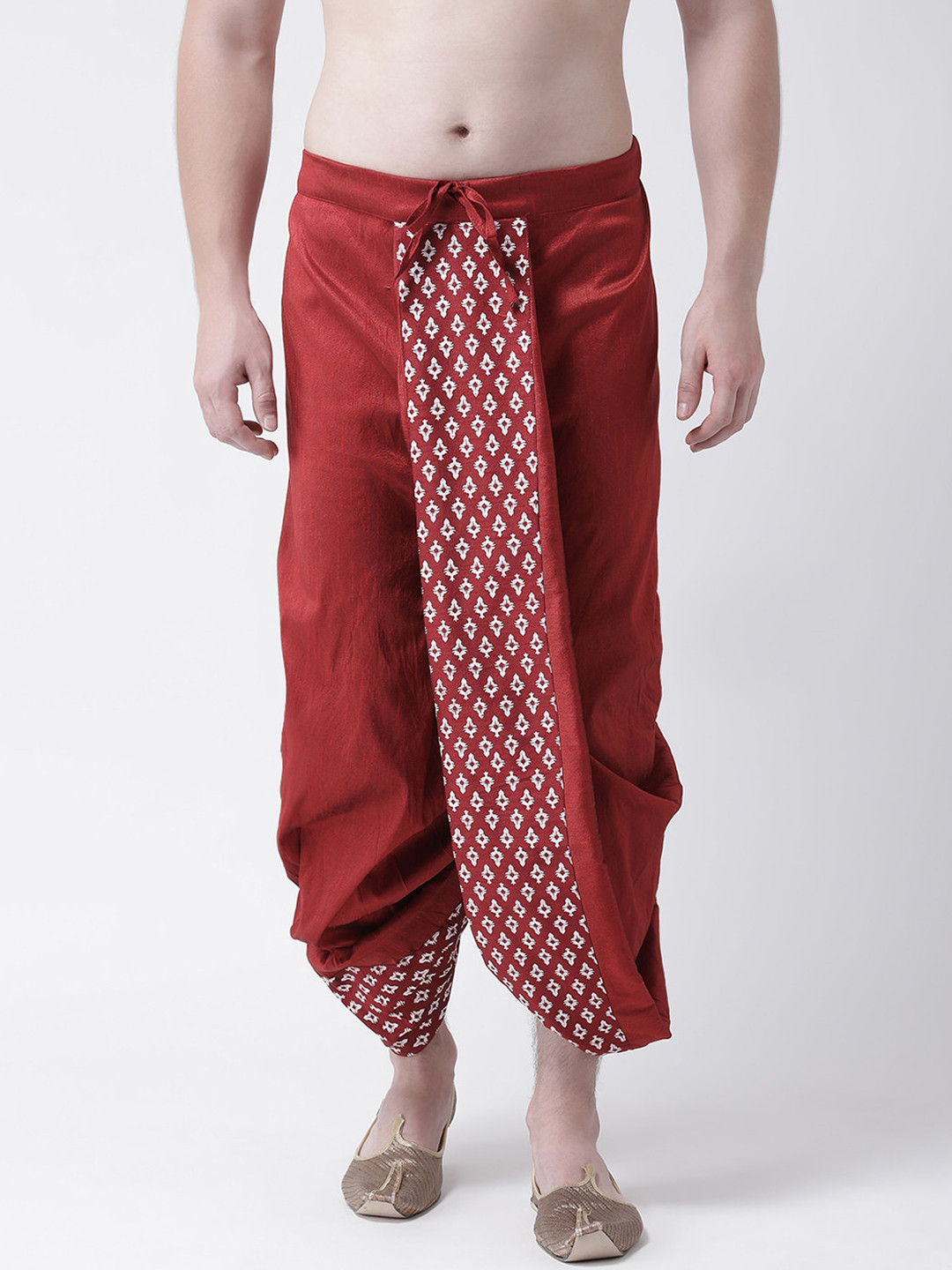 

DEYANN Men Red & White Printed Dupion Silk Dhoti