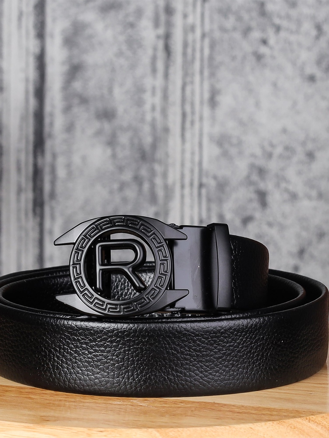 

Kastner Men Black Textured Belt