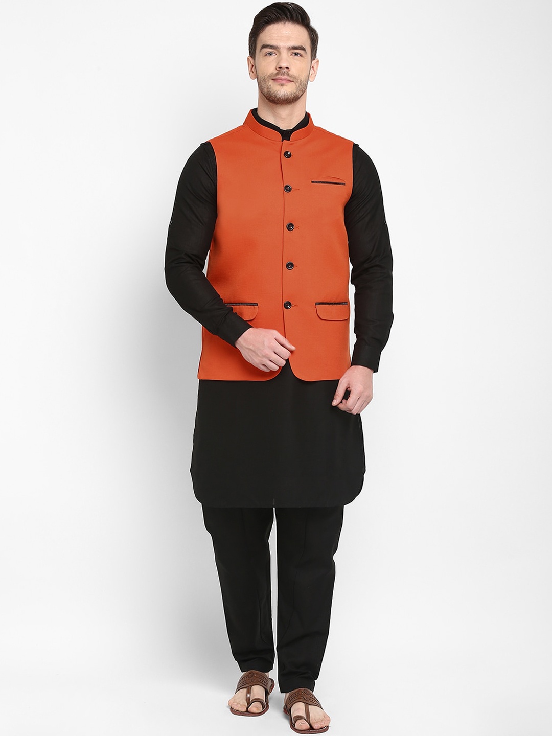

hangup trend Men Black & Orange Solid Kurta with Pyjamas & Nehru Jacket