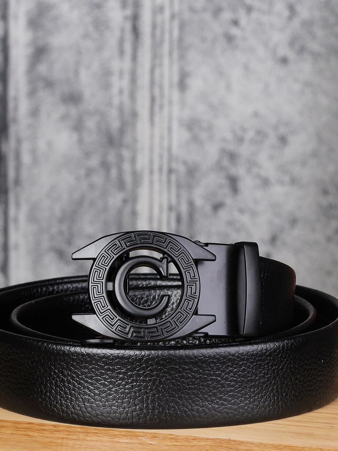 

Kastner Men Black Textured Belt