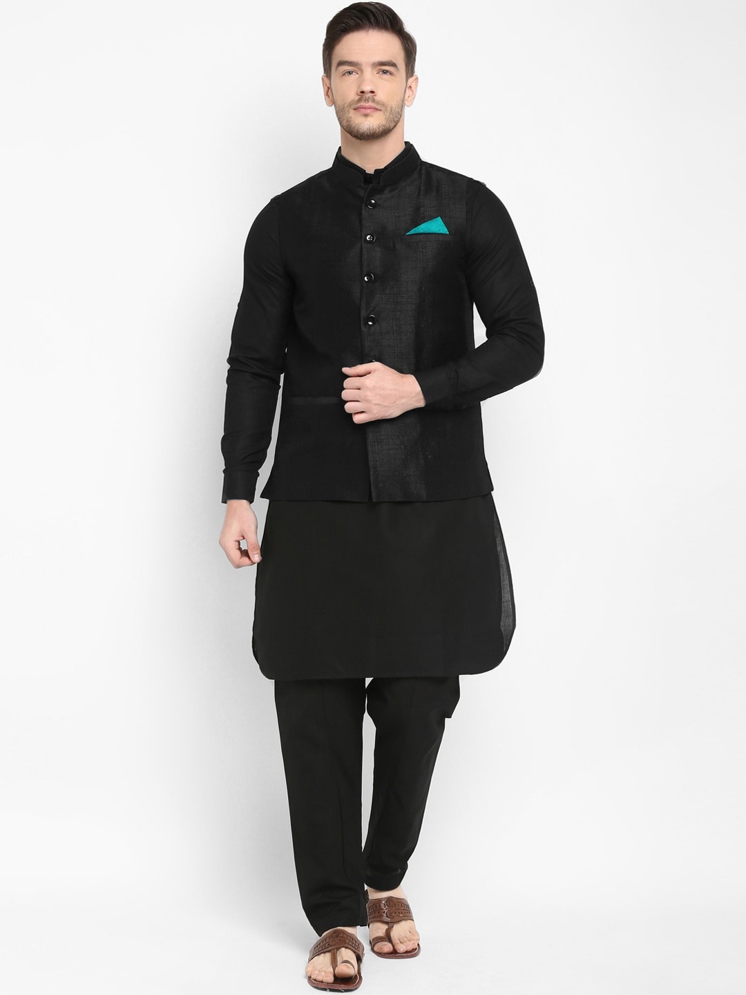 

hangup trend Men Black Solid Kurta with Pyjamas & Nehru Jacket