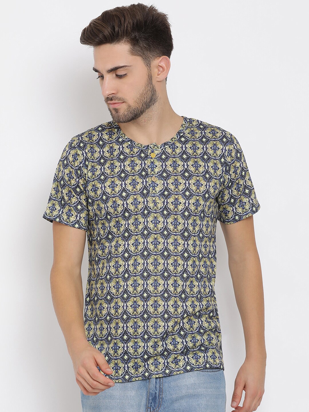 hangup trend Men Black Green Printed Henley Neck Pure Cotton T-shirt
