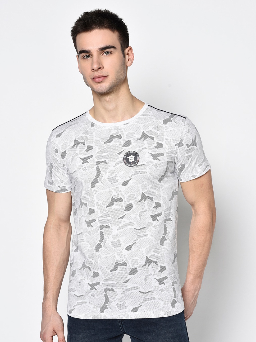 

Octave Men White & Black Printed Round Neck T-shirt
