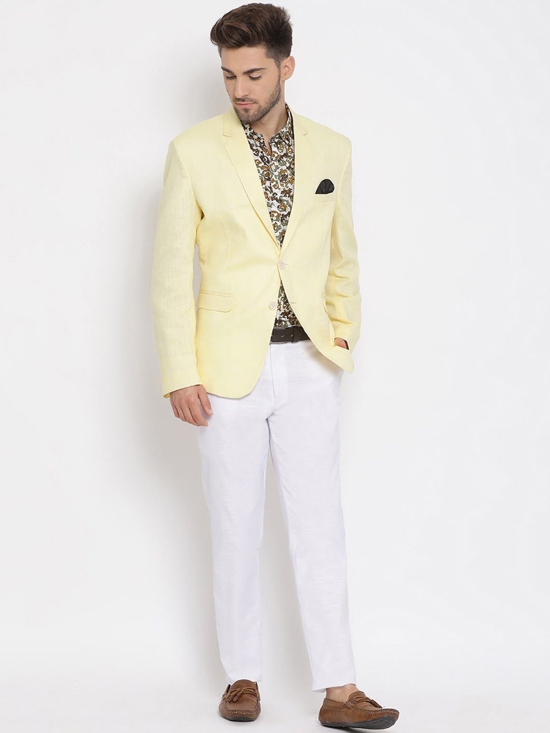 

hangup trend Men Yellow & White Linen Solid Single-Breasted Three-Piece Suit