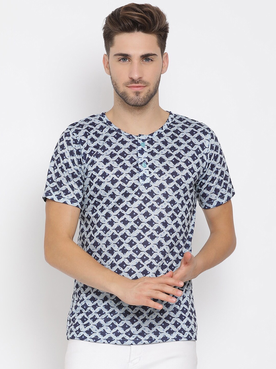 

hangup trend Men Blue Printed Henley Neck Pure Cotton T-shirt