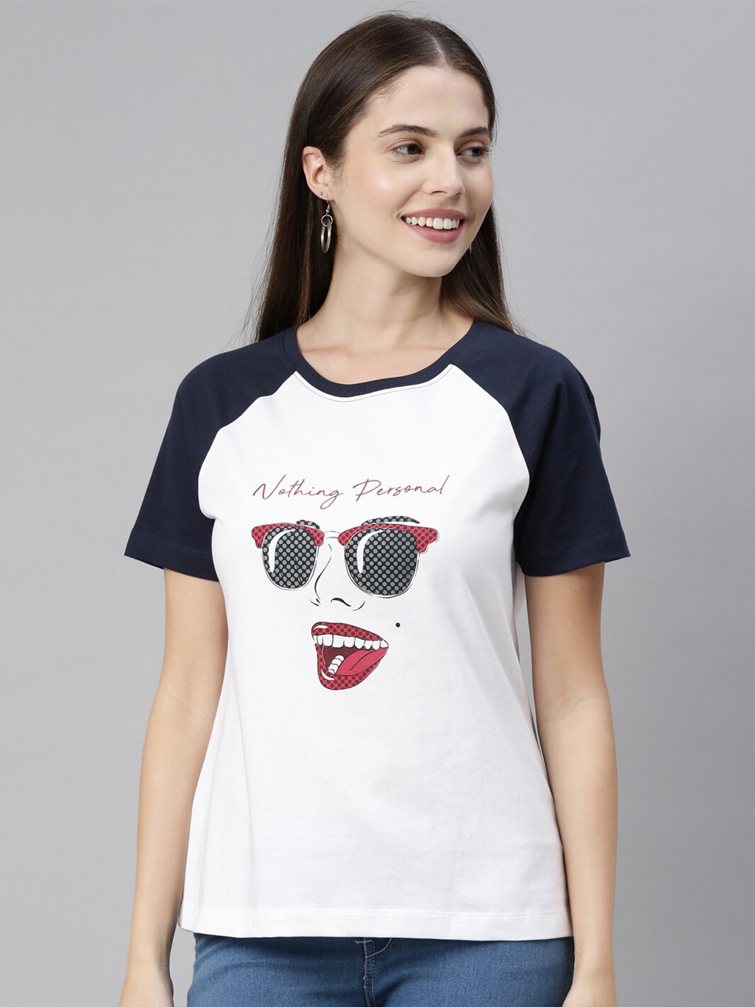 

3PIN Women White & Black Printed Round Neck T-shirt