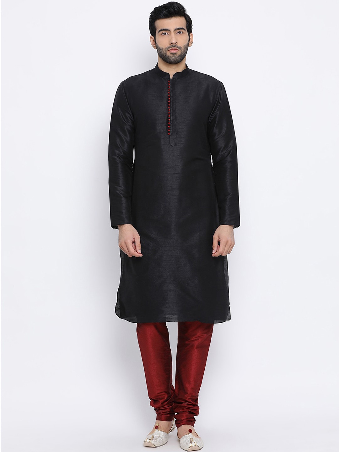 

NAMASKAR Men Black & Red Solid Kurta with Churidar