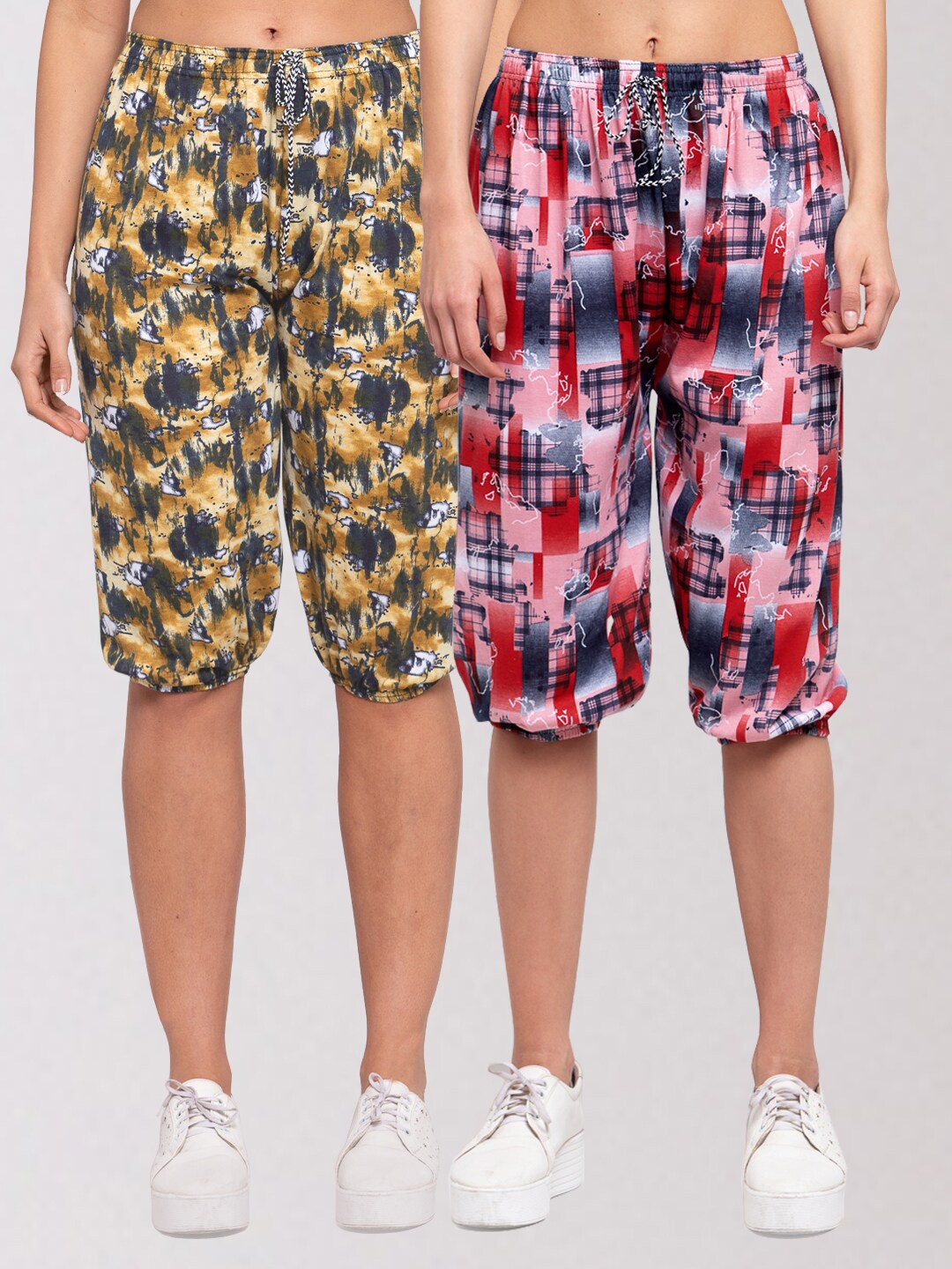 

KLOTTHE Women Pack of 2 Multicoloured Printed Regular Fit Cotton Capris, Yellow