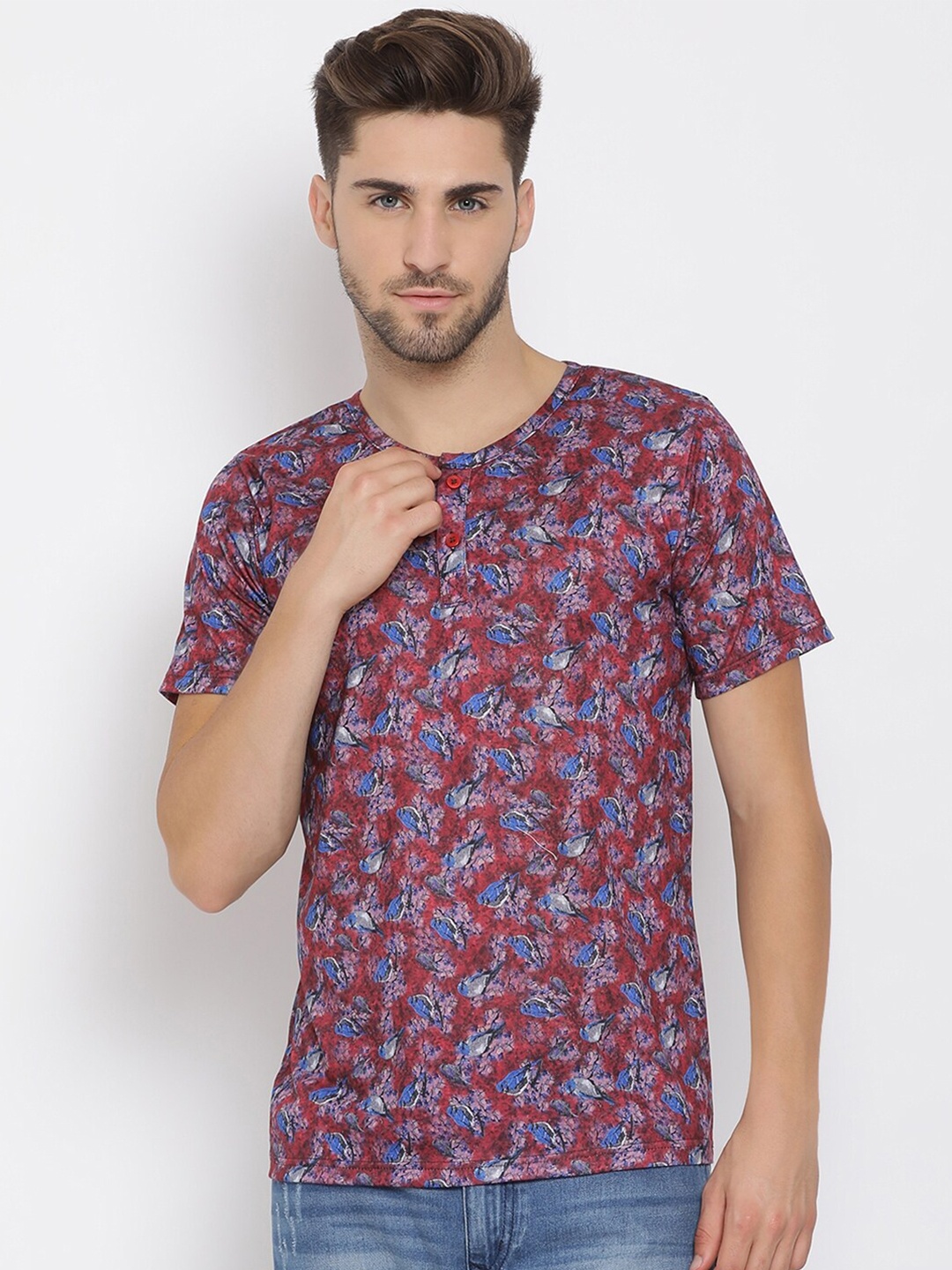 

hangup trend Men Red Blue Printed Henley Neck Pure Cotton T-shirt