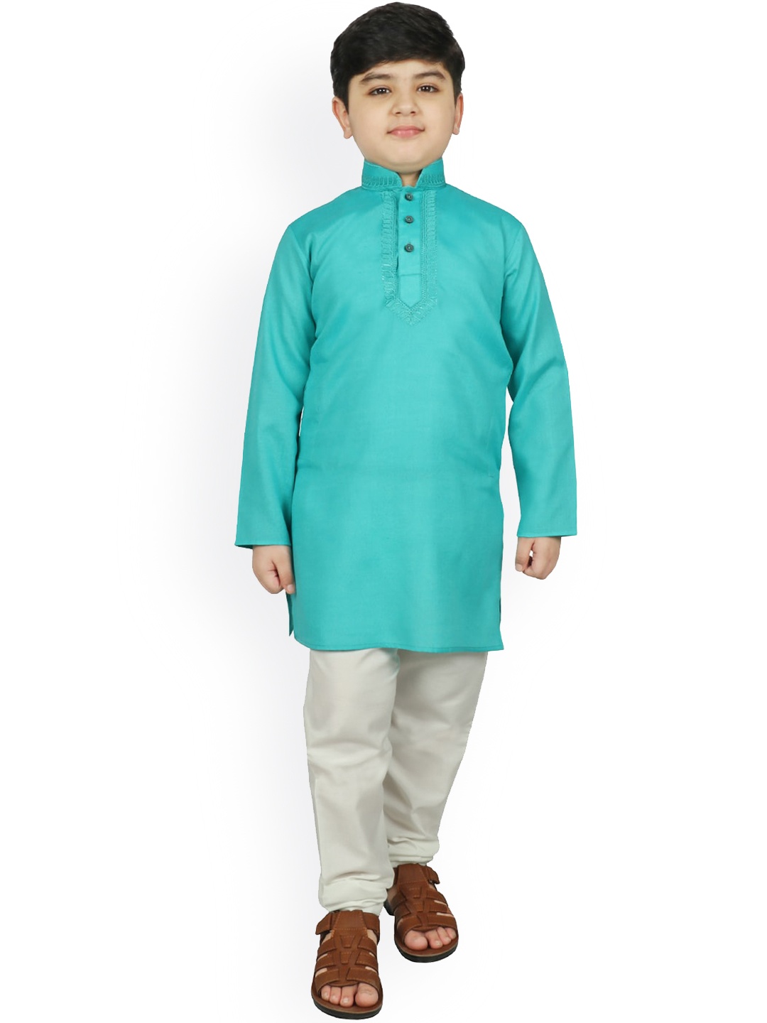 

SG YUVRAJ Boys Turquoise Blue & Off-White Solid Kurta with Pyjamas