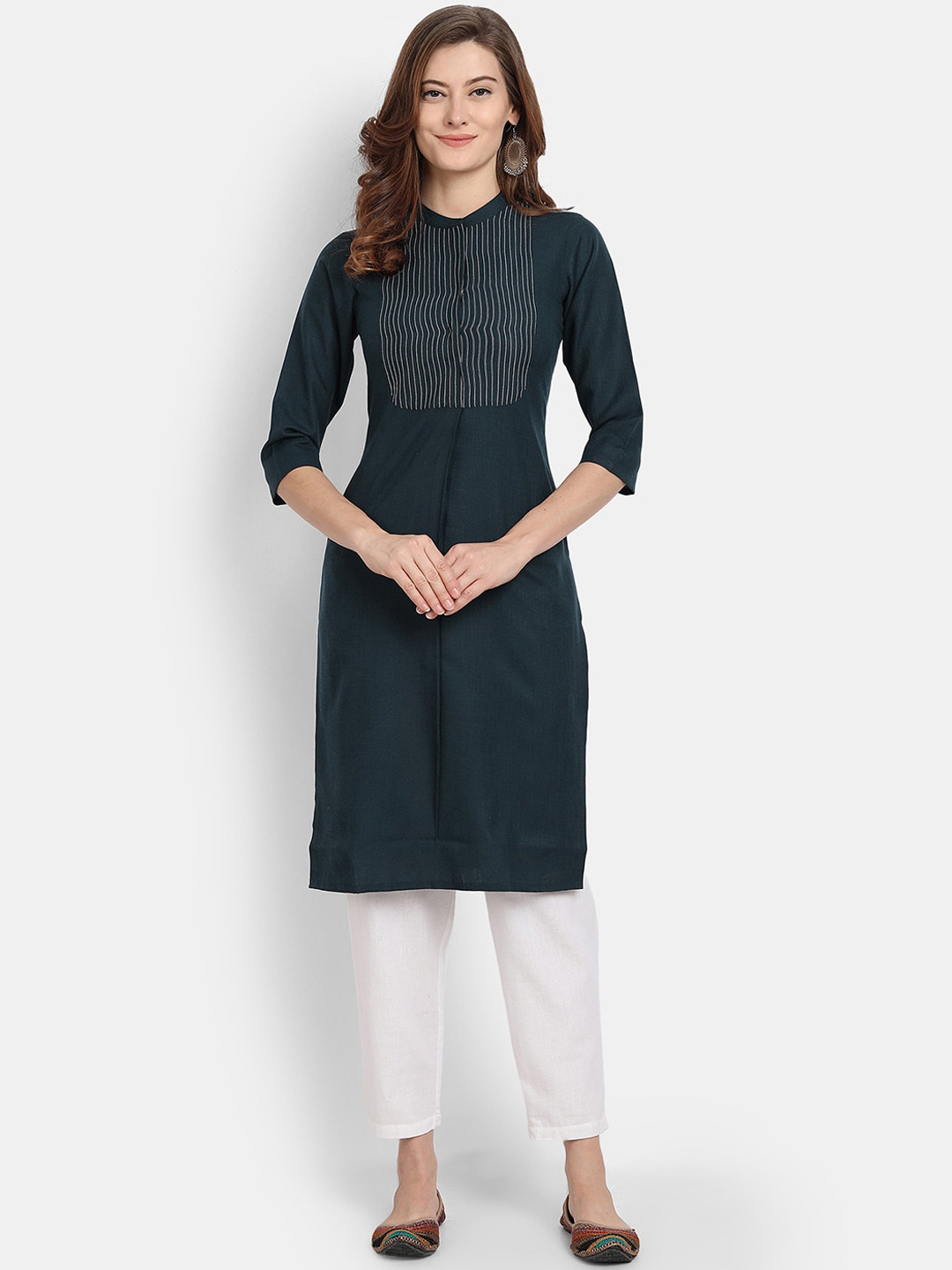 

HK colours of fashion Women Green & Off White Yoke Design Thread Work Kurta