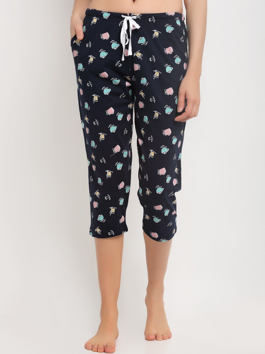 

Kanvin Women Navy Blue & White Printed Capris